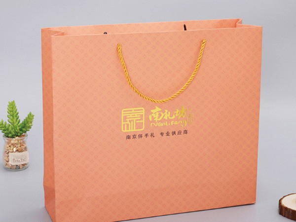 手提袋_山東包裝盒廠_濟(jì)南恒印包裝有限公司 手提袋_山東包裝盒廠_濟(jì)南恒印包裝有限公司
