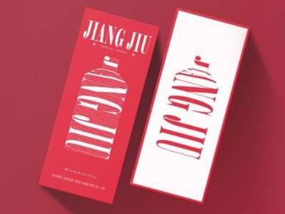 酒盒包裝讓人過目不忘，體現(xiàn)出包裝設(shè)計(jì)的重要性