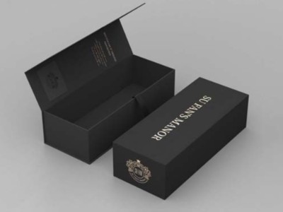 包裝盒定制廠家為您分析，為什么酒盒包裝覆膜后會出現(xiàn)顏色色差？