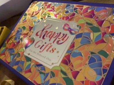 化妝品包裝盒提升檔次，包裝盒生產(chǎn)廠家這么建議