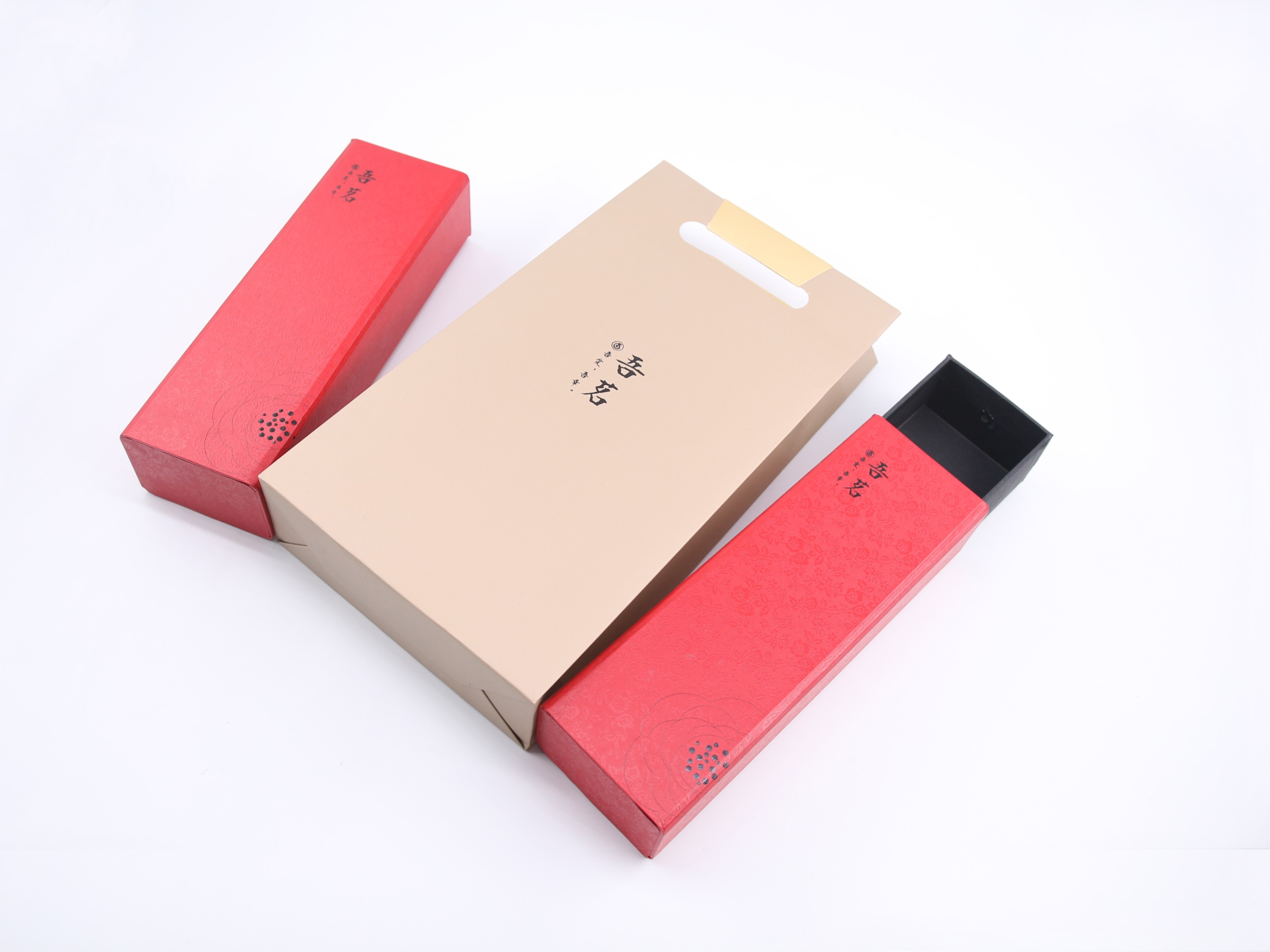 十余載的老司告訴您濟(jì)南茶葉禮盒定制盒型如何選擇？